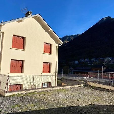 Appartement Au Centre Ville. Cauterets Buitenkant foto