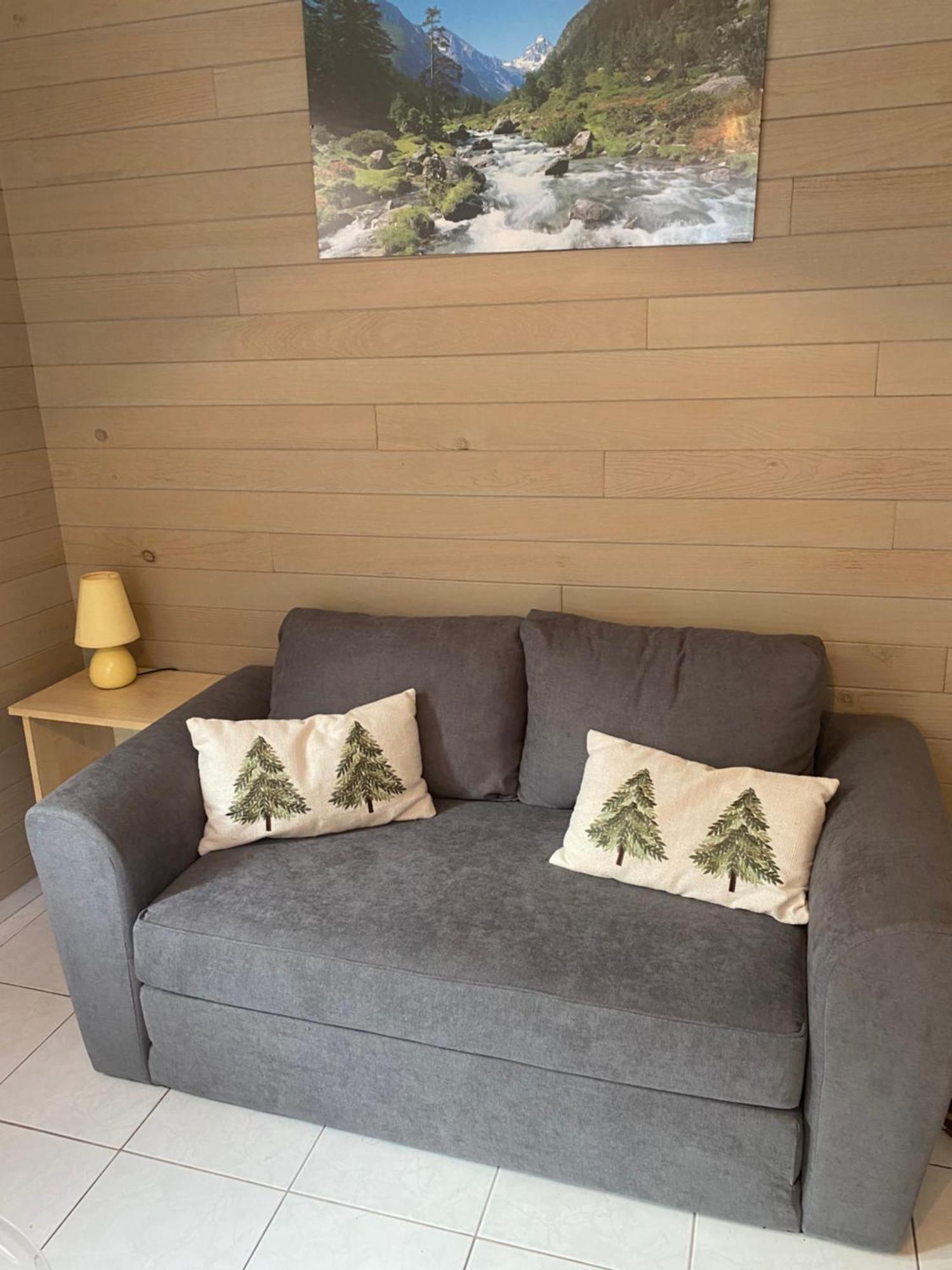 Appartement Au Centre Ville. Cauterets Buitenkant foto